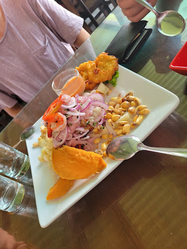 Opinii despre Restaurant Marisquería La Kalle în Chiclayo - Gastronomía y hostelería