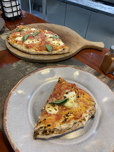 Casa Di Napoli - Gastronomía y hostelería