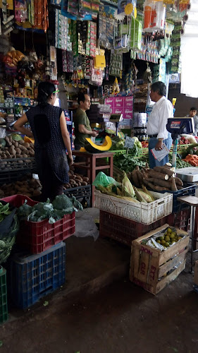 Comentarii opinii despre Mercado Santo Domingo