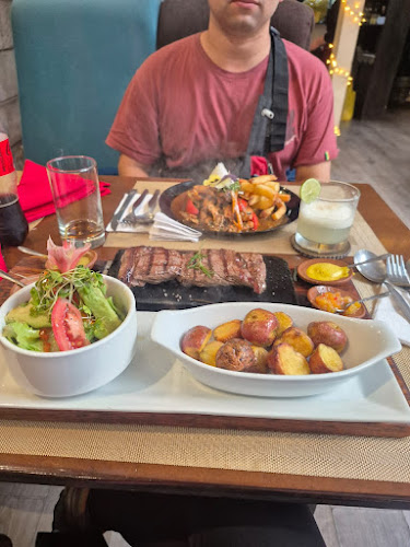 Mamá Jama Restaurant