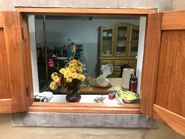 Calle Mariscal sucre 104, Pitumarca 08234