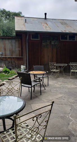 Corner House Cafe - Gastronomía y hostelería