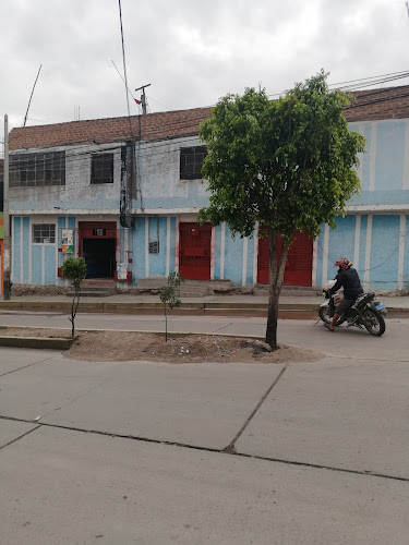 Av. Los libertadores 585, Ayacucho 05002