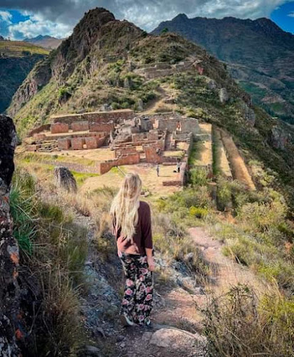 Opinii despre Mercado Santa Rosa în Espinar - Gastronomía y hostelería