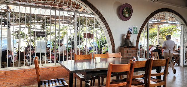 X6RW+37P, Carr. Jorge Chavez, San Juan Bautista 11000