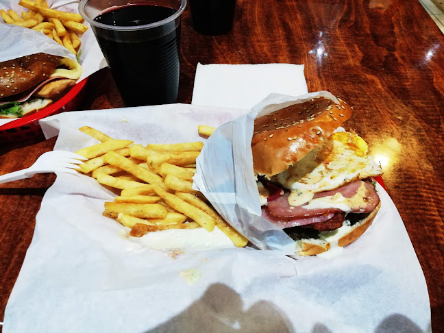 Opinii despre Ta Buenazo Smash Burger în Chiclayo - Gastronomía y hostelería