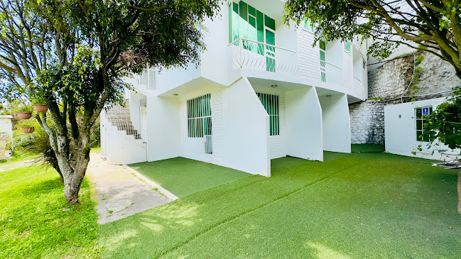 Opinii despre HOTEL AMANKAY-DISCOTECA VIBRA VIP-CHANCHO AL PALO-QUINTA -PEÑA-RESTAURANT în Abancay - Gastronomía y hostelería