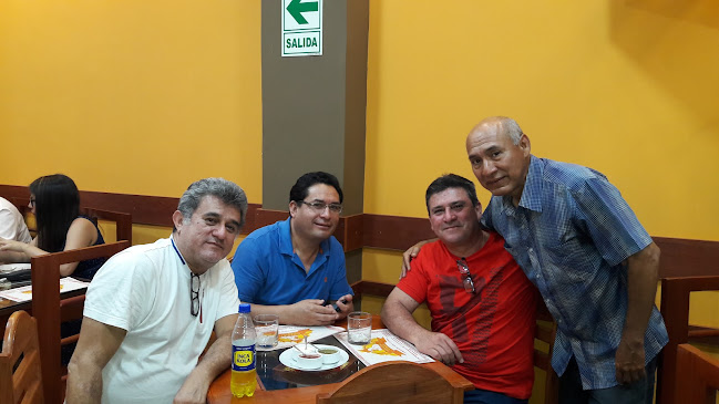 POLLO DEL CAMPO - Iquitos