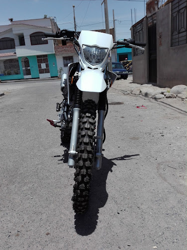 Opinii despre Ramadita Flores în Tacna - Gastronomía y hostelería