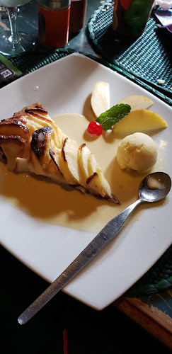 Restaurant Bistro Bar Indio Feliz - Gastronomía y hostelería