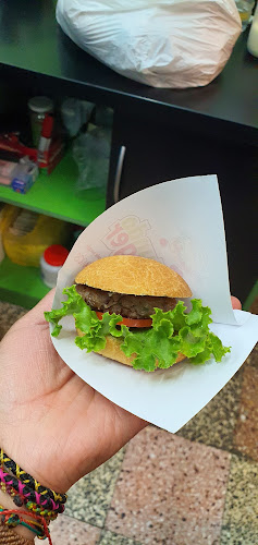 Comentarii opinii despre Mundo Burger