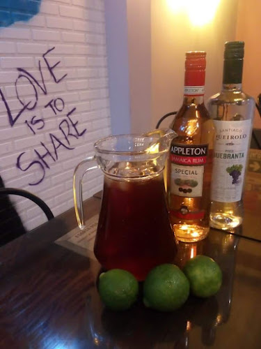 Madame Black Lounge - Gastronomía y hostelería