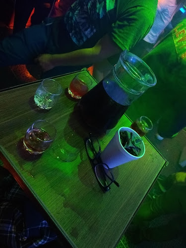 Opinii despre Rhunas Ayacucho Discoteca în Iquitos - Gastronomía y hostelería