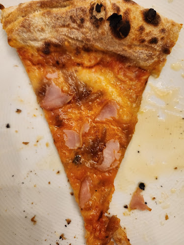 Mangia Pizzeria - Gastronomía y hostelería