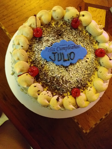 Julito's Chiken Pollos A La Leña