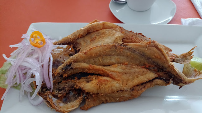 Avenida Victor Larco Herrera 450, Huanchaco 13000