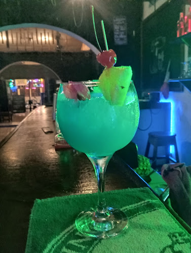 Comentarii opinii despre Black Dog