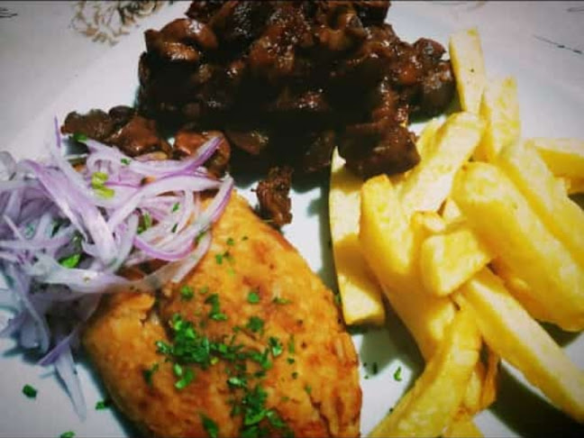 Opinii despre La Casa Mayurí în Caraz - Gastronomía y hostelería