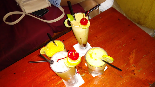 Opinii despre Keros Bar Huaraz în Huaraz - Gastronomía y hostelería