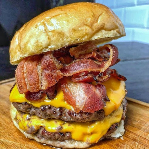 Av. Galilea 180, 22841