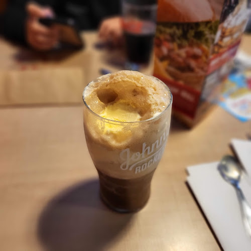 Av. Alfredo Benavides 1771, Lima 15048