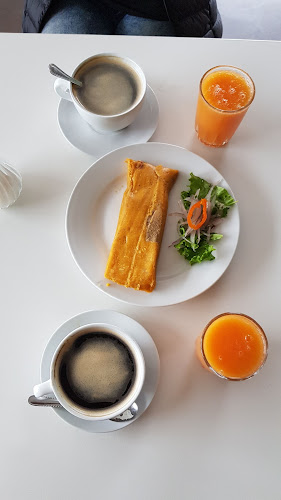 B&B Cafe & Sandwich - Lima