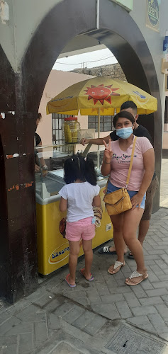 Comentarii opinii despre Minimarkert TAMBO "Tierra del Sol"