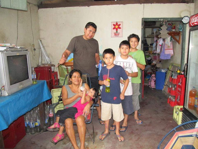 La Esquina De La Felicidad Familia Jarama IQUITOS PERÚ