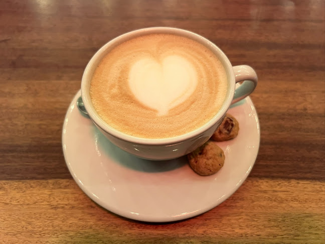 La Mora Pastelería & Café