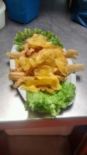 Comentarii opinii despre POLLERIA EL CHIKEN