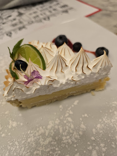 Opinii despre La Bonbonniere Restaurant în Miraflores - Gastronomía y hostelería