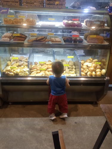 Panaderia Cafe Don Hoo - Gastronomía y hostelería