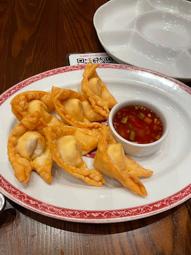 Comentarii opinii despre Madam Tusan