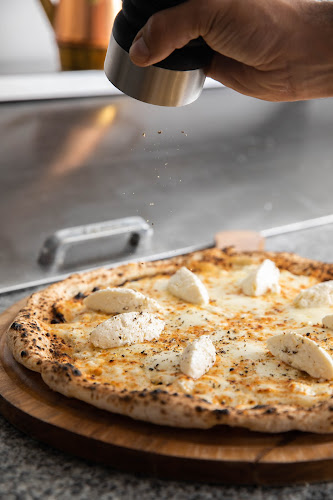 Opinii despre Casa Di Napoli în La Molina - Gastronomía y hostelería