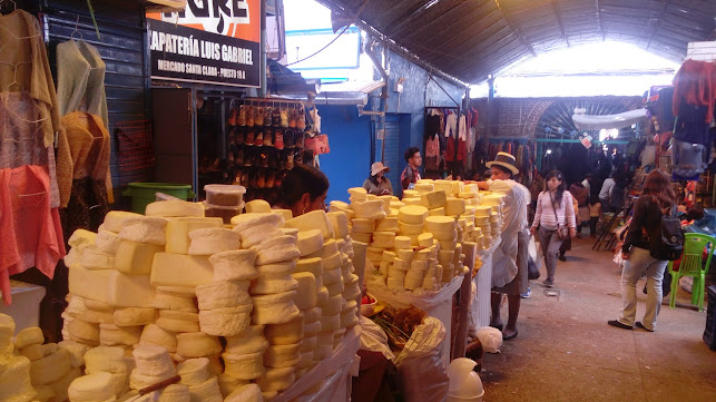 Mercado de Comida Típica - Ayacucho
