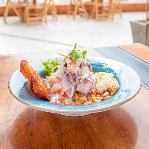 PRAIA Restaurante & Lounge