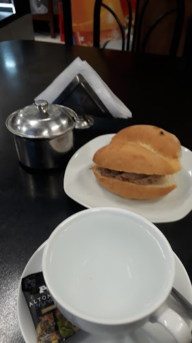 Panottis Panaderia Pasteleria Y Bodega SRL - Chiclayo