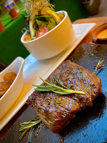 Mamá Jama Restaurant