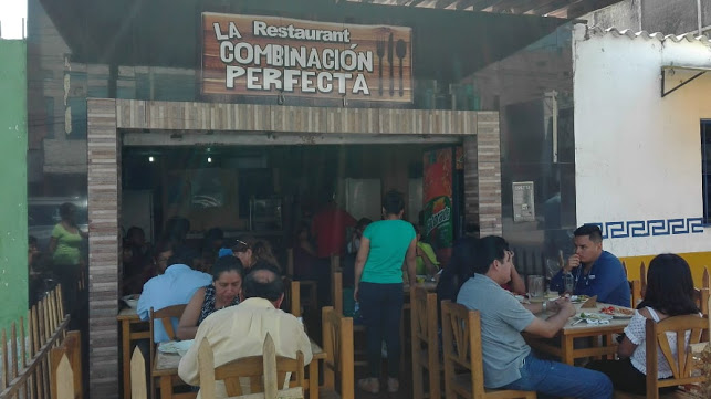 Restaurant "La combinación Perfecta" - Chimbote