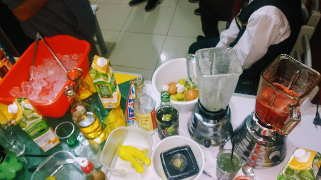 Licoreria-Pub "CASA BLANCA"