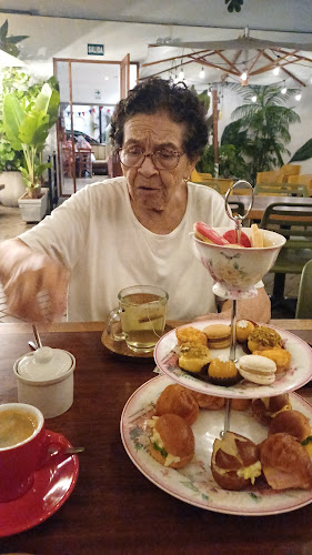 La Mora Pastelería & Café - Gastronomía y hostelería