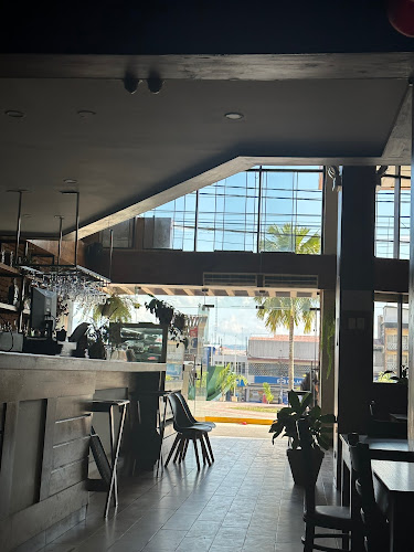 Villa Chicken - Gastronomía y hostelería