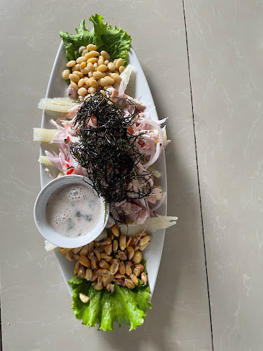 Coliseo de gallos Santa Rosa - Gastronomía y hostelería