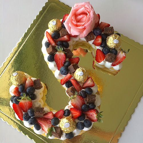 La Tienda Pastelería - Los Olivos