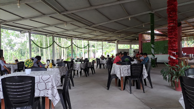 Opinii despre Mistura Restaurant în Soritor - Gastronomía y hostelería