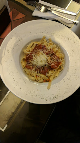 Mezze Restaurant - Miraflores