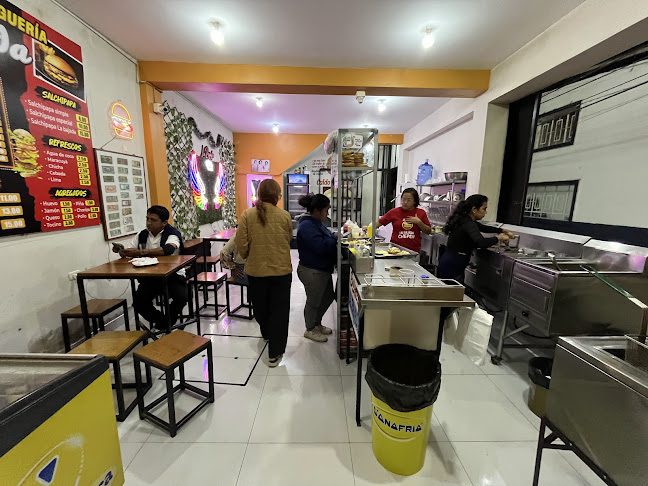 Opinii despre Burguer La Bajada în Chepén - Gastronomía y hostelería