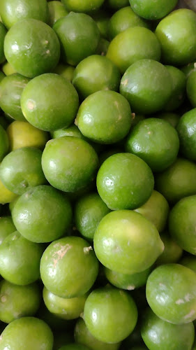 Verduraz y Fruta. De. "Felizita"