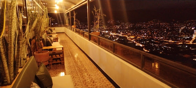 SANTO RESTO LOUNGE - Gastronomía y hostelería