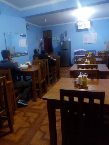 Polleria Restaurante Mis Dos Roquitos Punto Y Coma - Gastronomía y hostelería